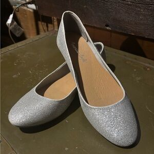 Glittery silver flats from American Eagle